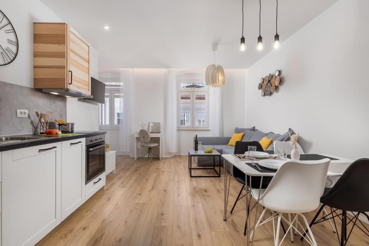 Cozy On Korzo Apartments ริเยกา ภายนอก รูปภาพ